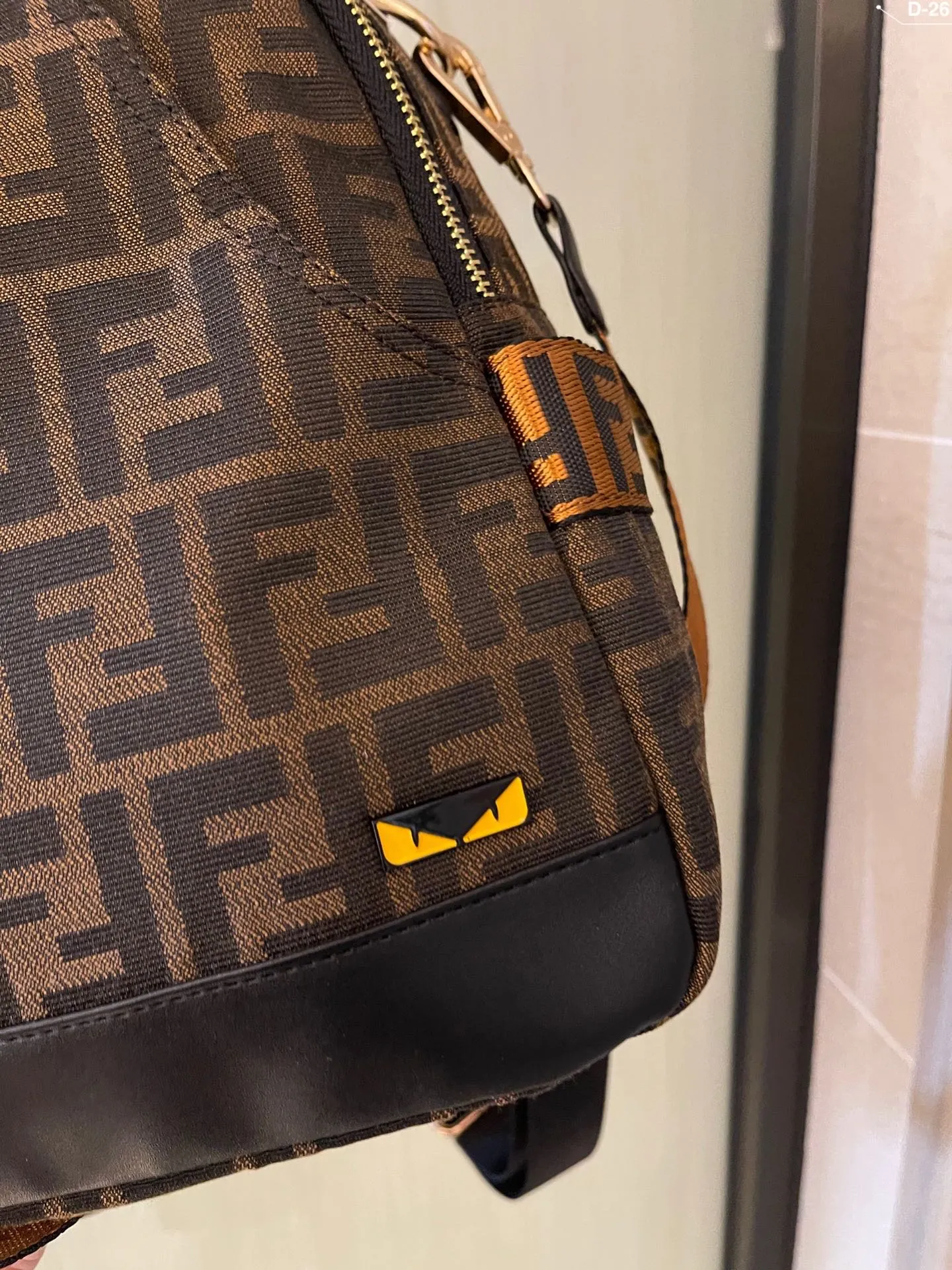 EN   Designer bags by Fendi 225