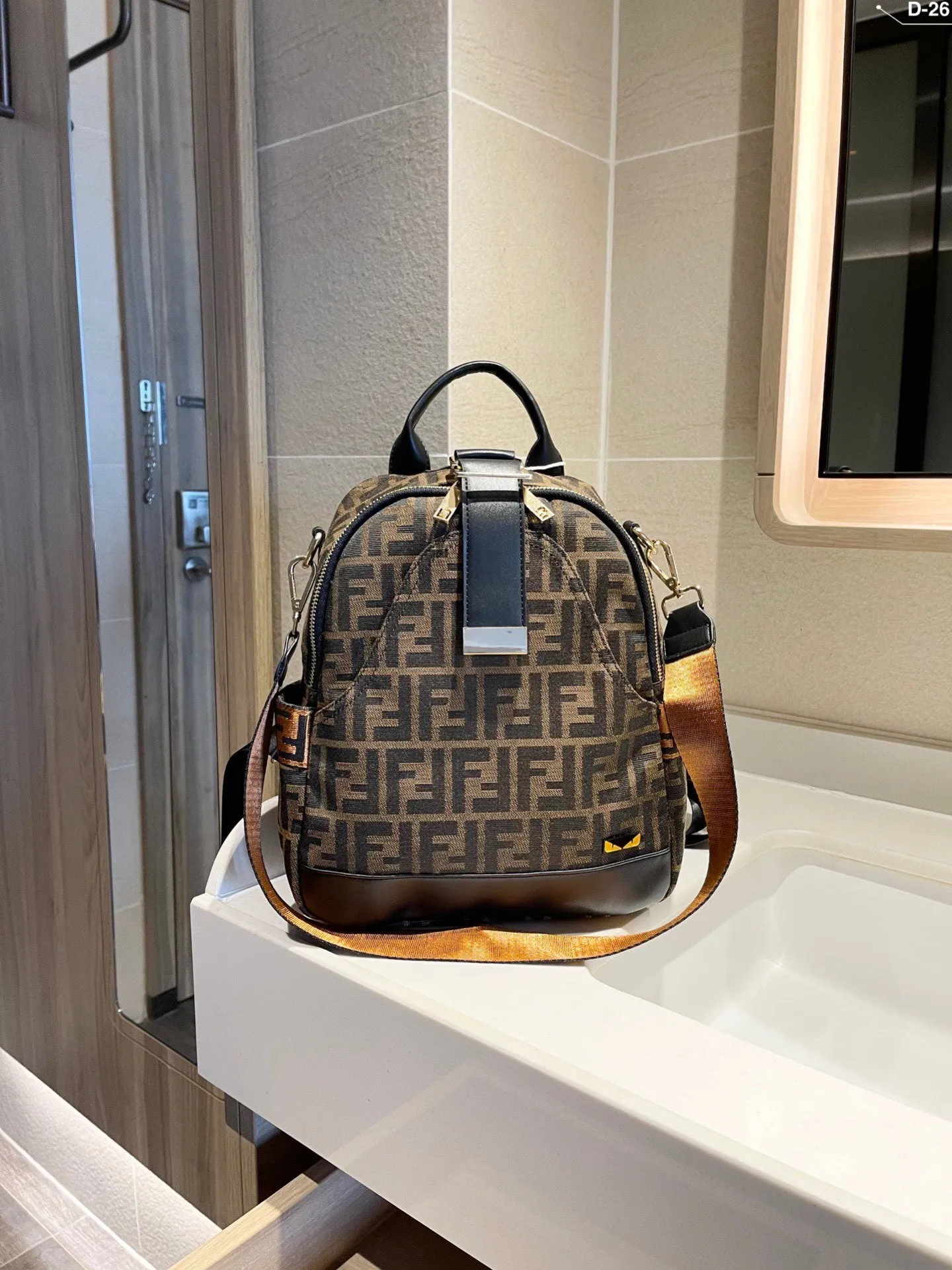 EN   Designer bags by Fendi 225