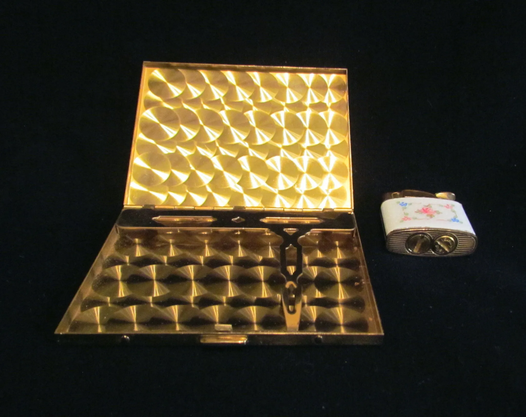 Evans Cigarette Case Lighter Set Guilloche Enamel 1950s Floral Set Fits 100s Excellent Working Condition