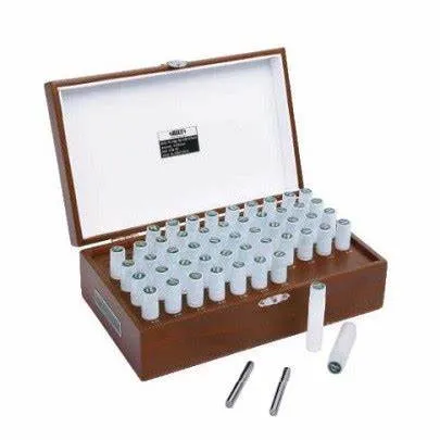 Insize (5-5.5MM) 51 Pin Gauge Set 4166-5D, DIN 2267 Grade 1 HRC62-65,  - 1 μm