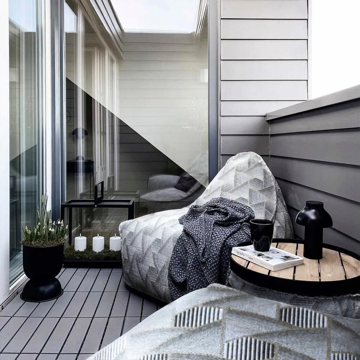 Lounge Chair Noir - Limited Edition