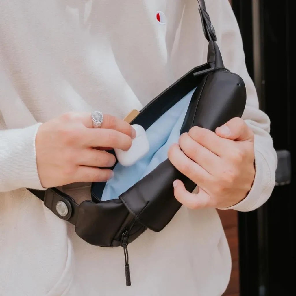 SnapWireless Trvlr Sling Shoulder Bag Black